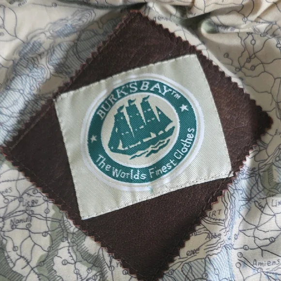 Men's Distressed Brown Leather Bomber Jacket with Flag Patch - Picture 7 of 13